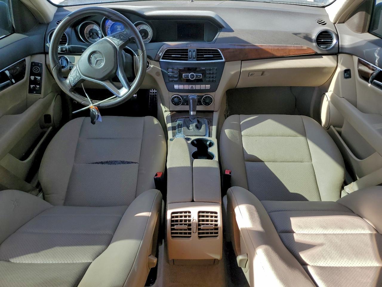 2014 MERCEDES-BENZ C 250 photo 8