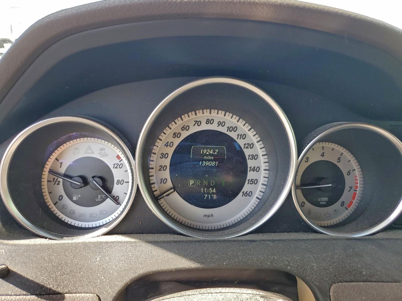 2014 MERCEDES-BENZ C 250 photo 9