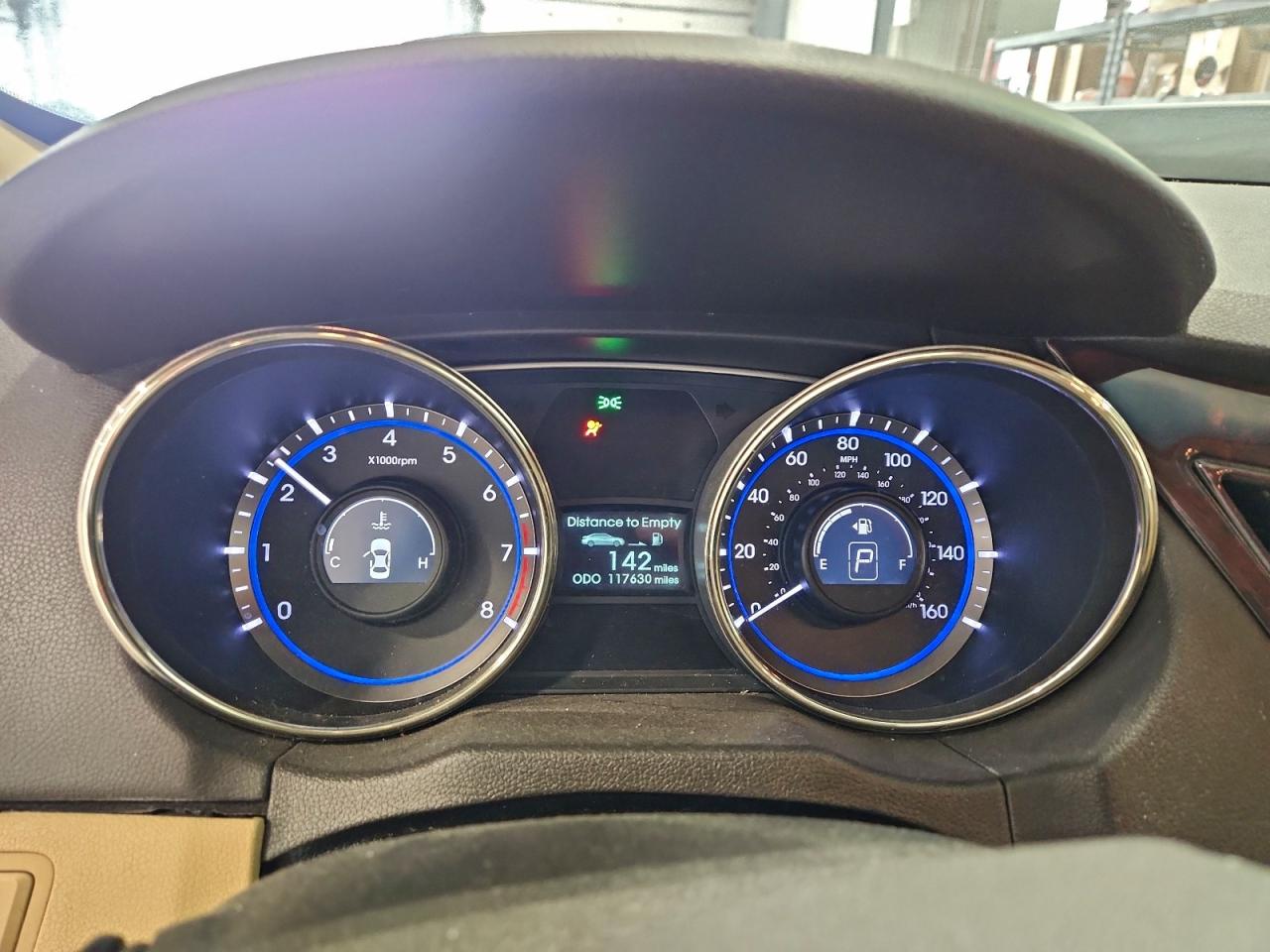 2013 HYUNDAI SONATA GLS photo 9