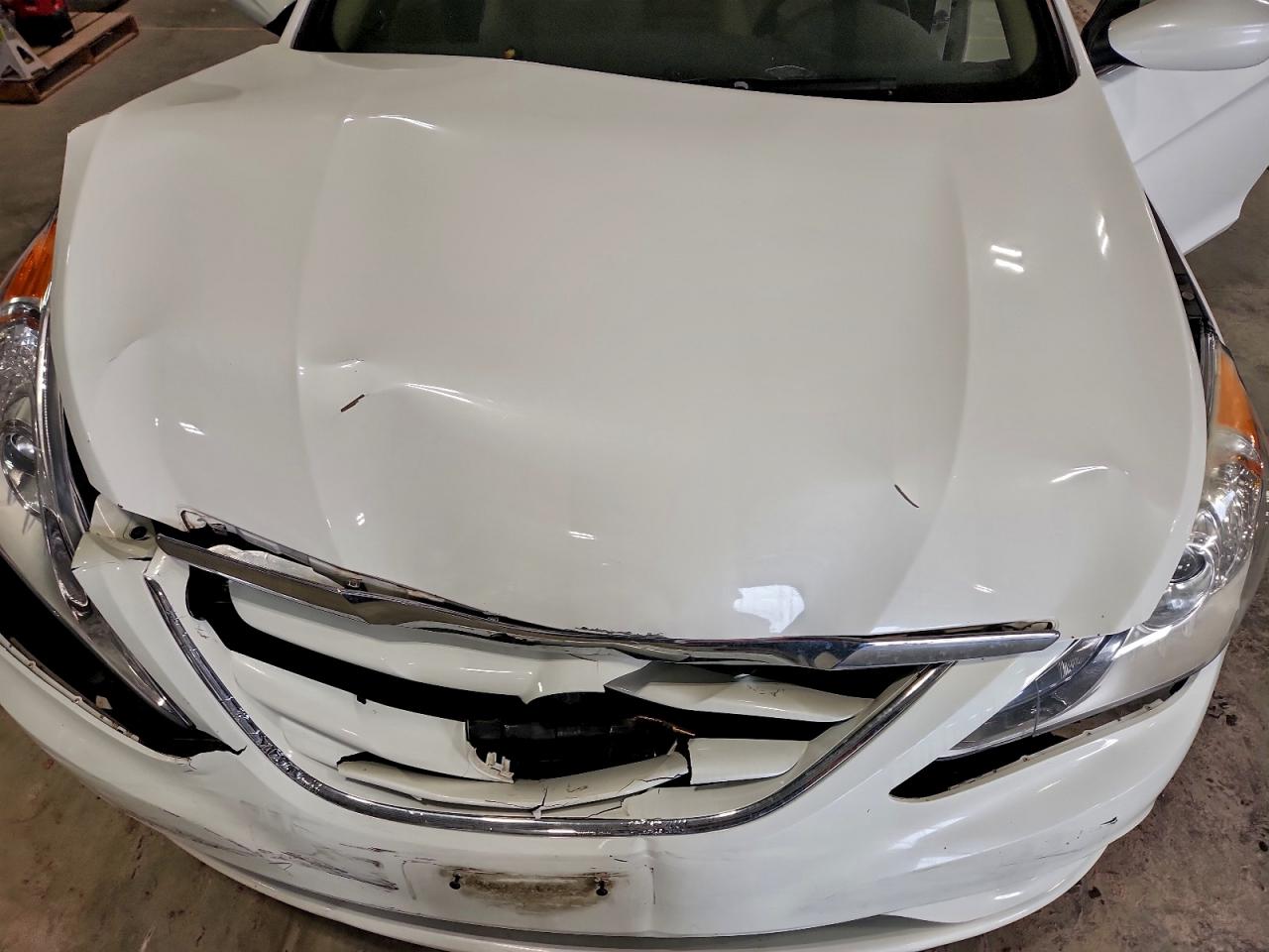 2013 HYUNDAI SONATA GLS photo 11