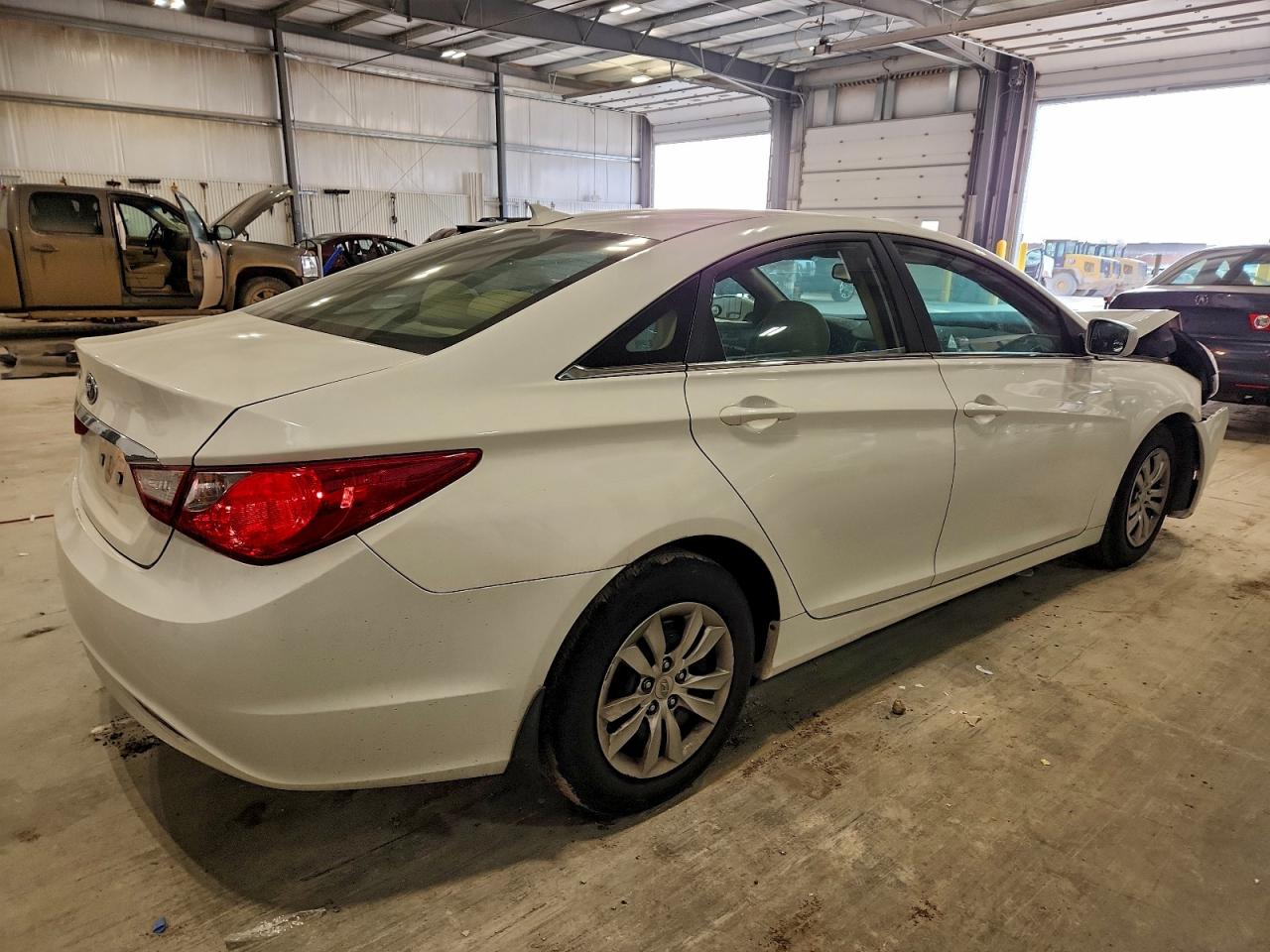 2013 HYUNDAI SONATA GLS photo 3