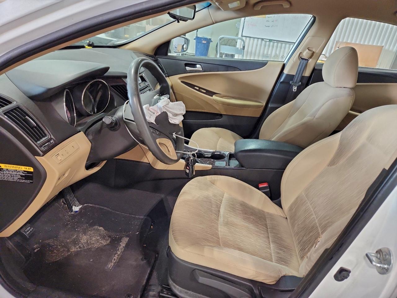 2013 HYUNDAI SONATA GLS photo 7