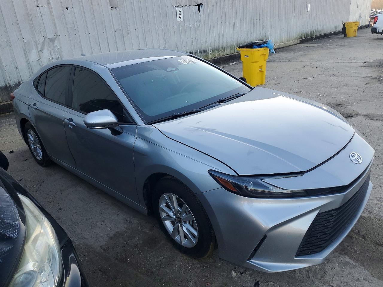 2025 TOYOTA CAMRY XSE photo 4