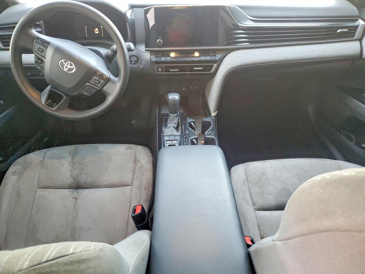2025 TOYOTA CAMRY XSE photo 8