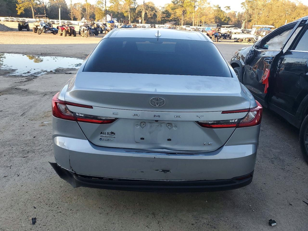 2025 TOYOTA CAMRY XSE photo 6
