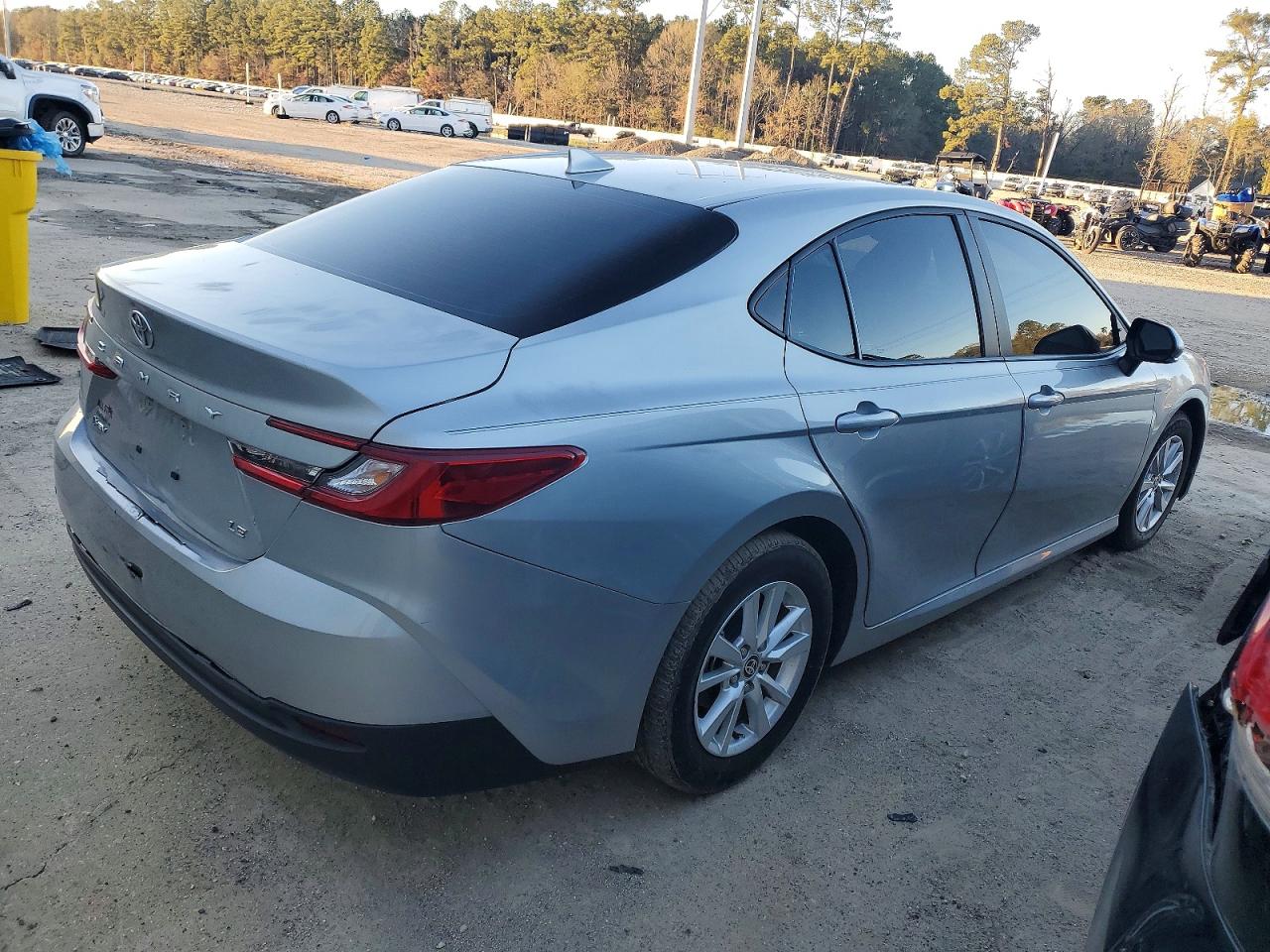 2025 TOYOTA CAMRY XSE photo 3