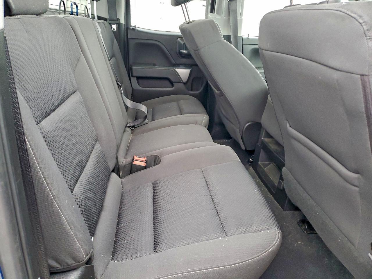 2019 CHEV SILVERADO photo 10