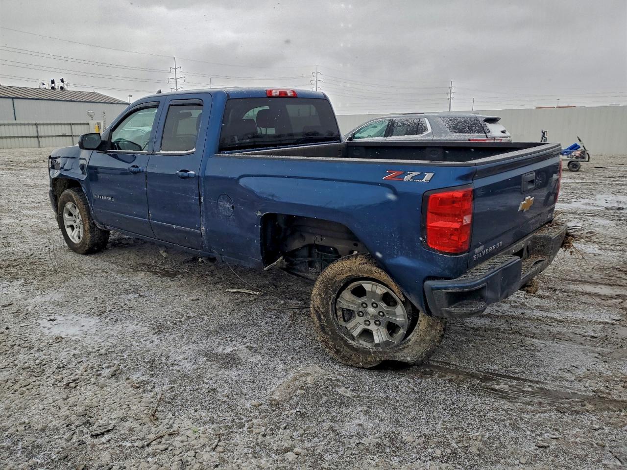 2019 CHEV SILVERADO photo 2