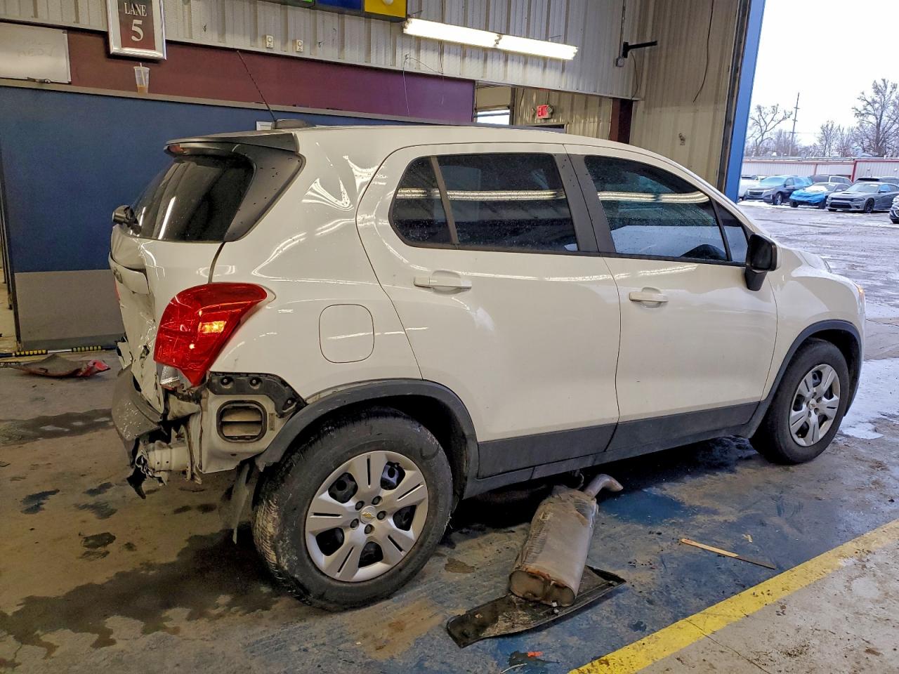 2015 CHEVROLET TRAX LS photo 3