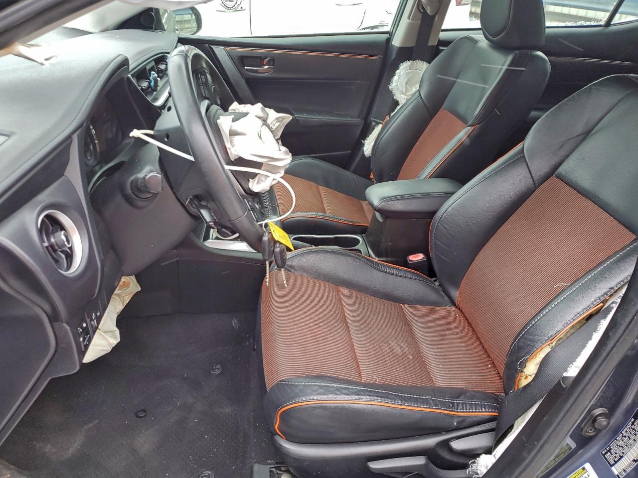 2017 TOYOTA COROLLA L photo 13