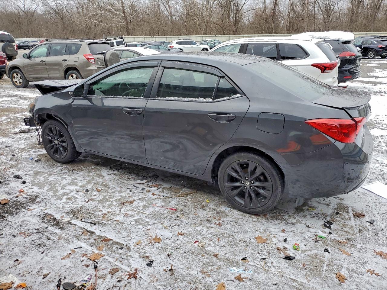 2017 TOYOTA COROLLA L photo 3