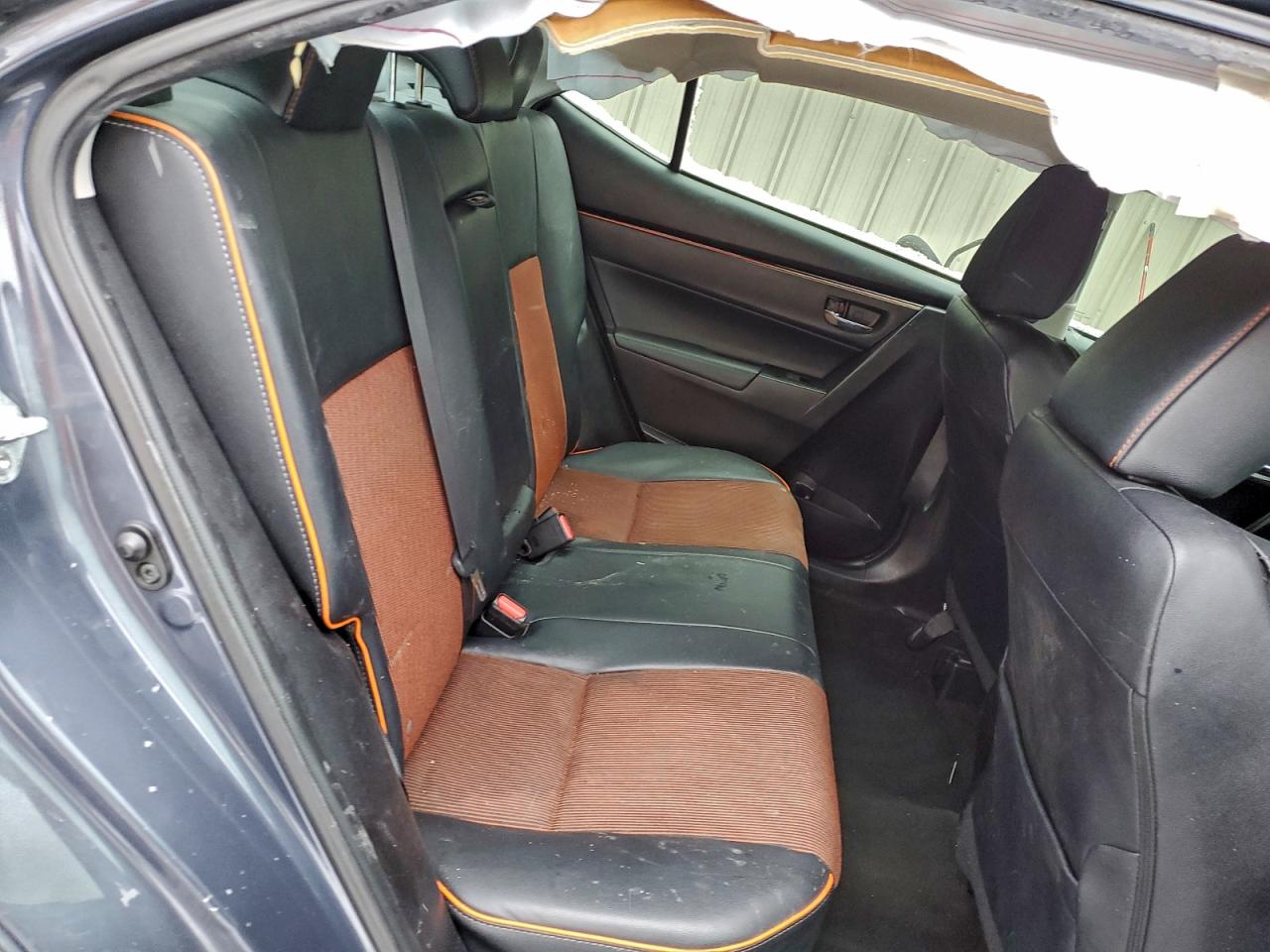2017 TOYOTA COROLLA L photo 19