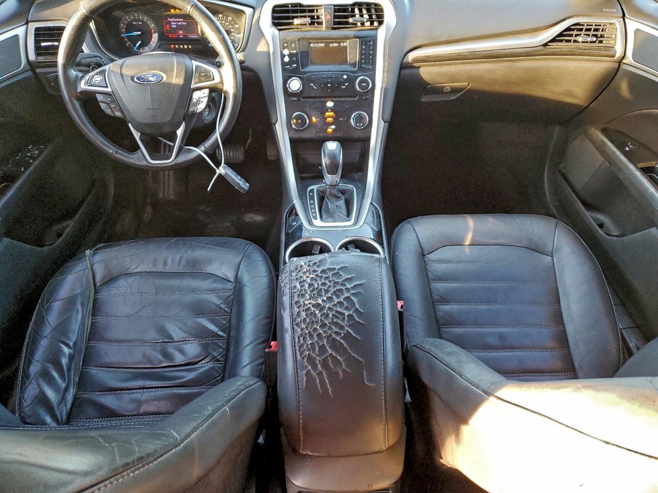 2013 FORD FUSION SE photo 8