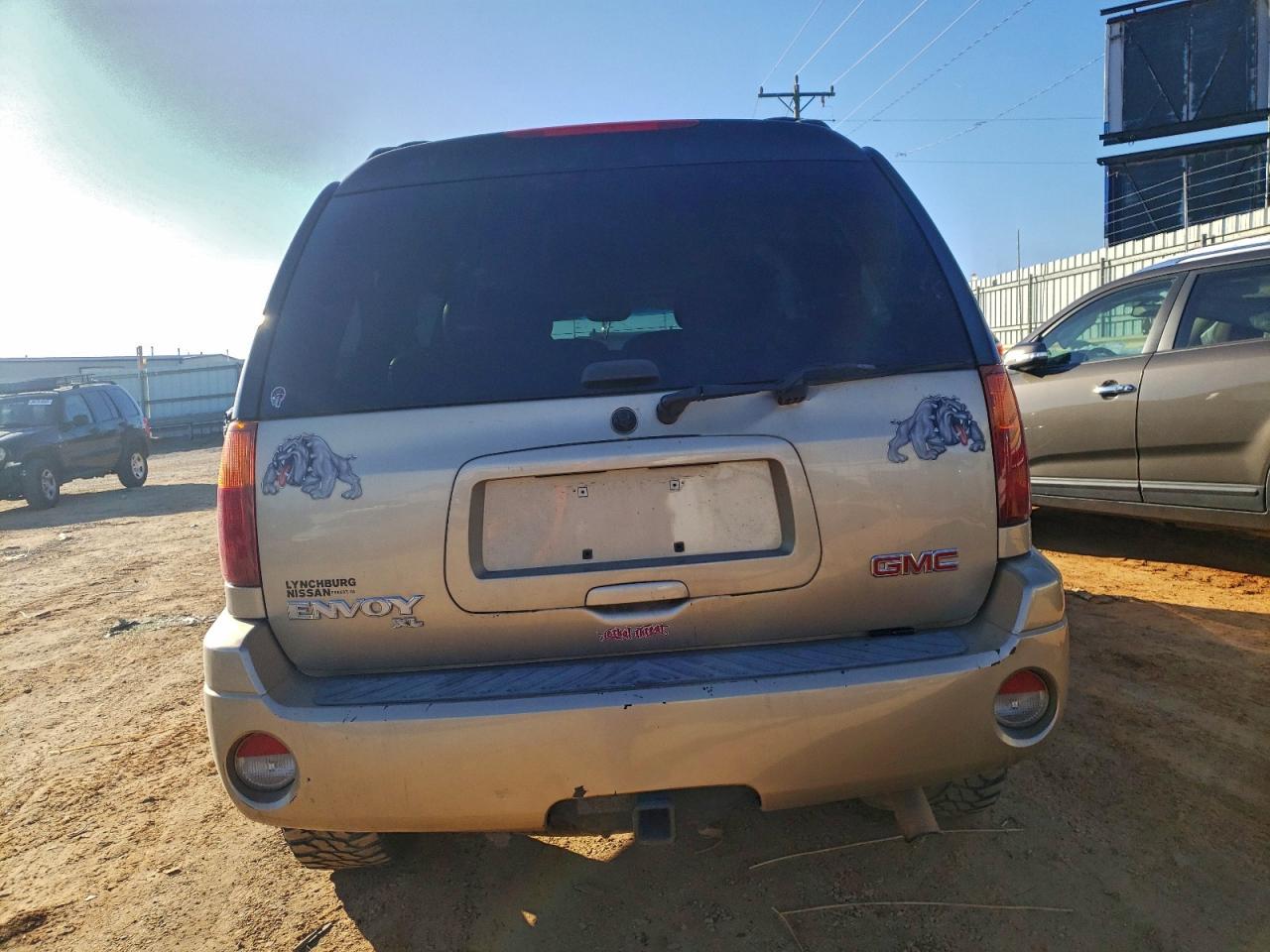 2004 GMC ENVOY XL photo 6