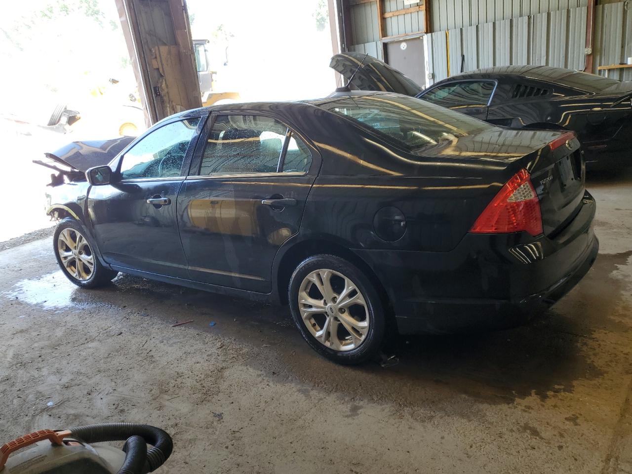 2012 FORD FUSION photo 2