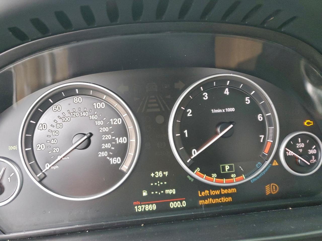 2012 BMW 550 XI photo 9