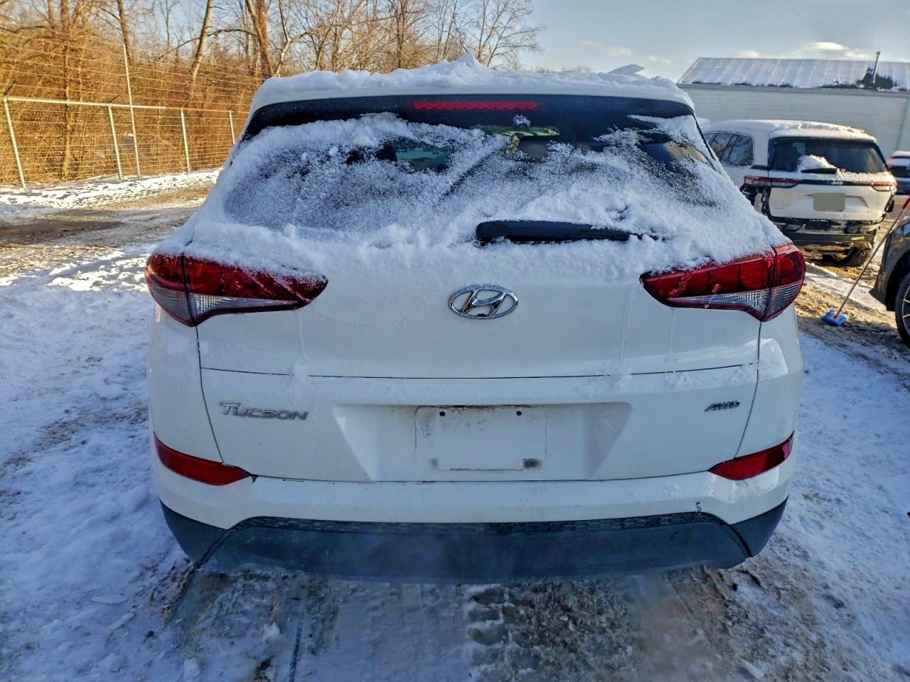 2018 HYUNDAI TUCSON SEL photo 6