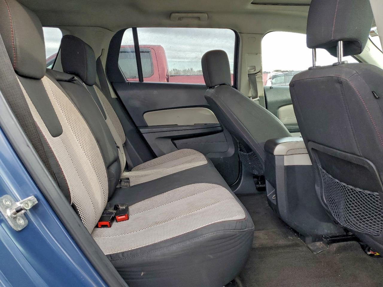 2011 GMC TERRAIN SLE photo 11