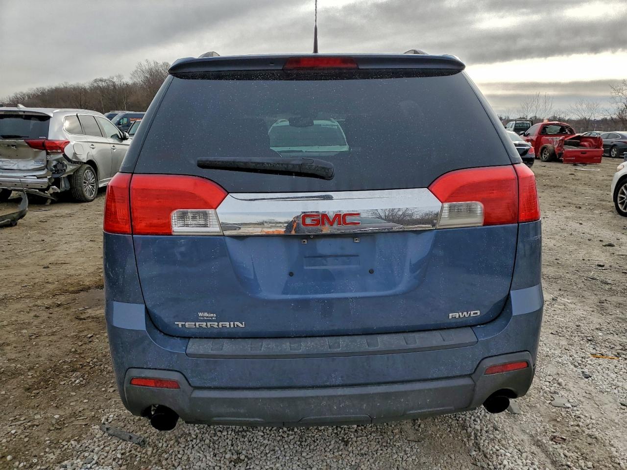 2011 GMC TERRAIN SLE photo 6