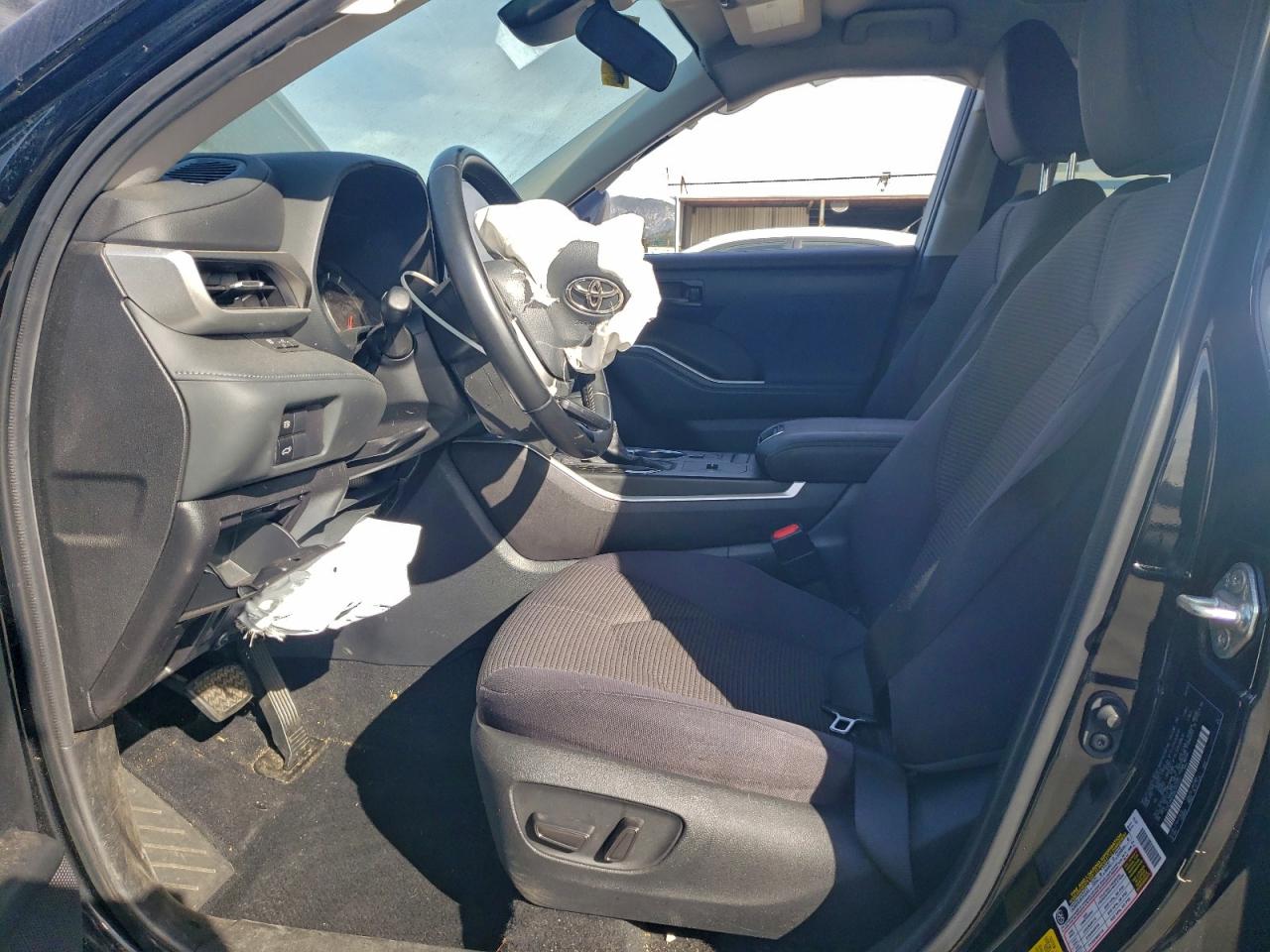 2022 TOYOTA HIGHLANDER L photo 13
