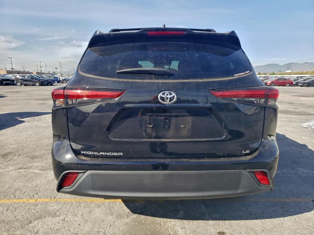 2022 TOYOTA HIGHLANDER L photo 11
