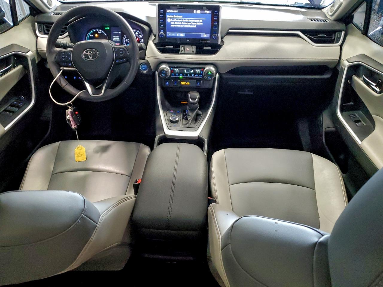 2022 TOYOTA RAV4 XLE PREMIUM photo 8