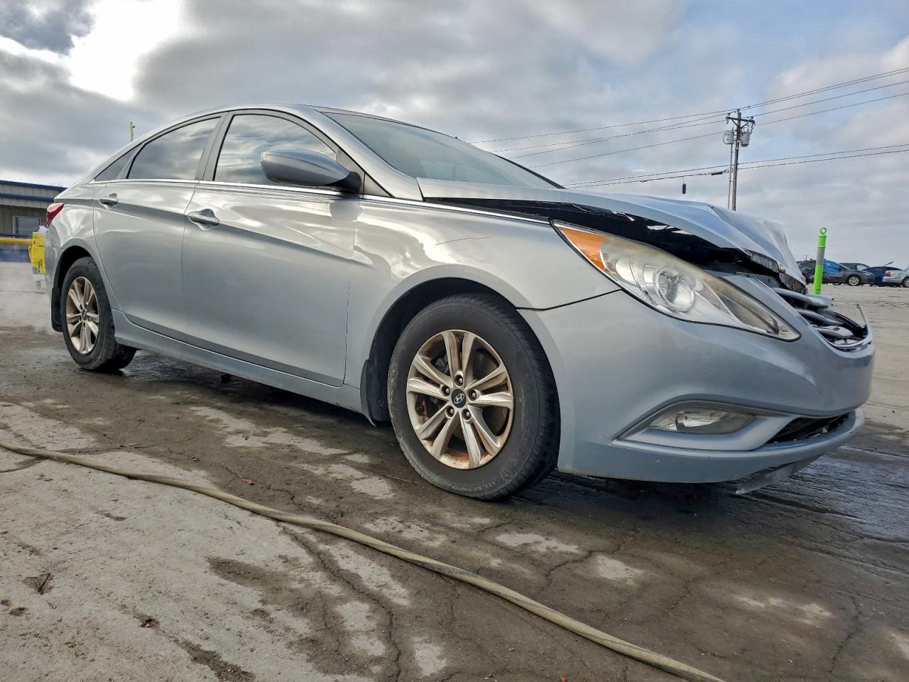 2013 HYUNDAI SONATA GLS photo 4