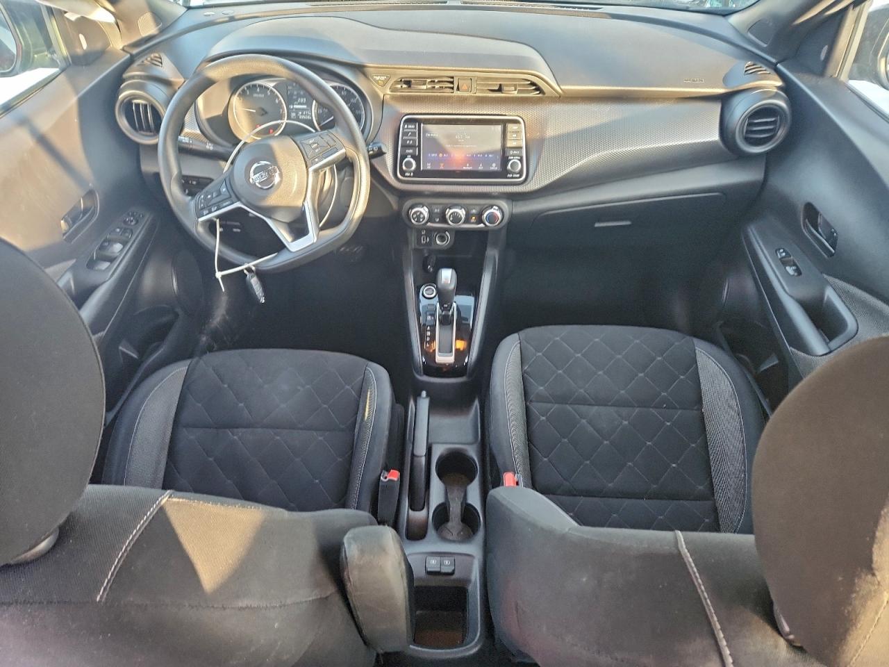 2020 NISSAN KICKS S photo 8