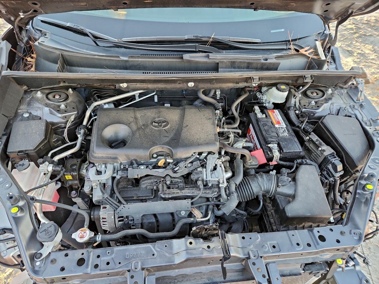 2021 TOYOTA RAV4 LE photo 12
