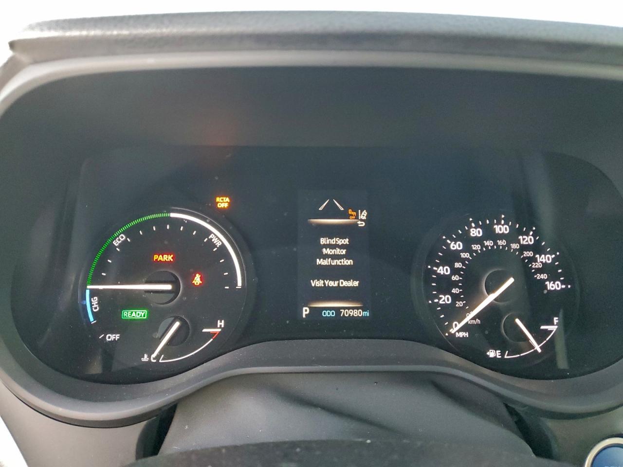 2021 TOYOTA SIENNA LE photo 9