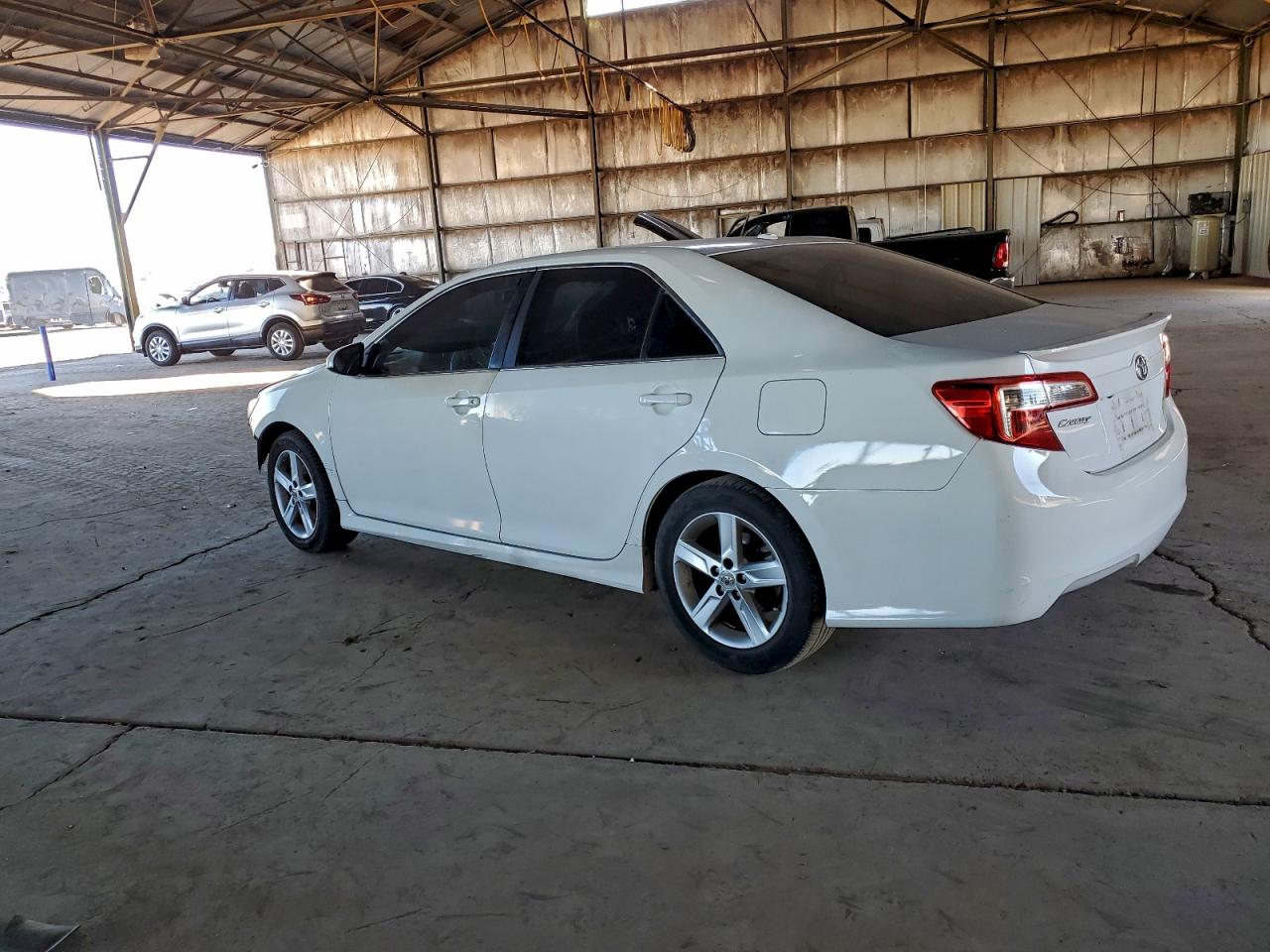 2012 TOYOTA CAMRY BASE photo 2