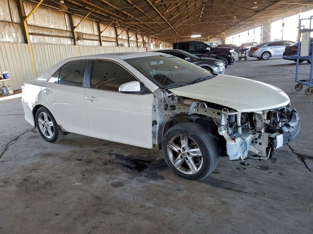 2012 TOYOTA CAMRY BASE photo 4