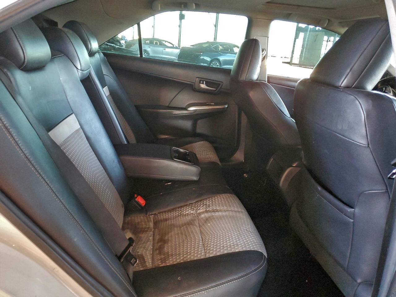 2012 TOYOTA CAMRY BASE photo 10
