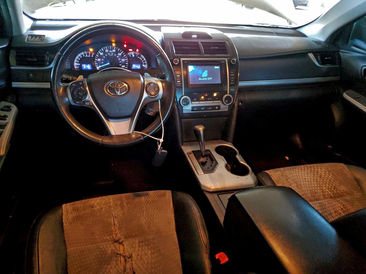 2012 TOYOTA CAMRY BASE photo 8