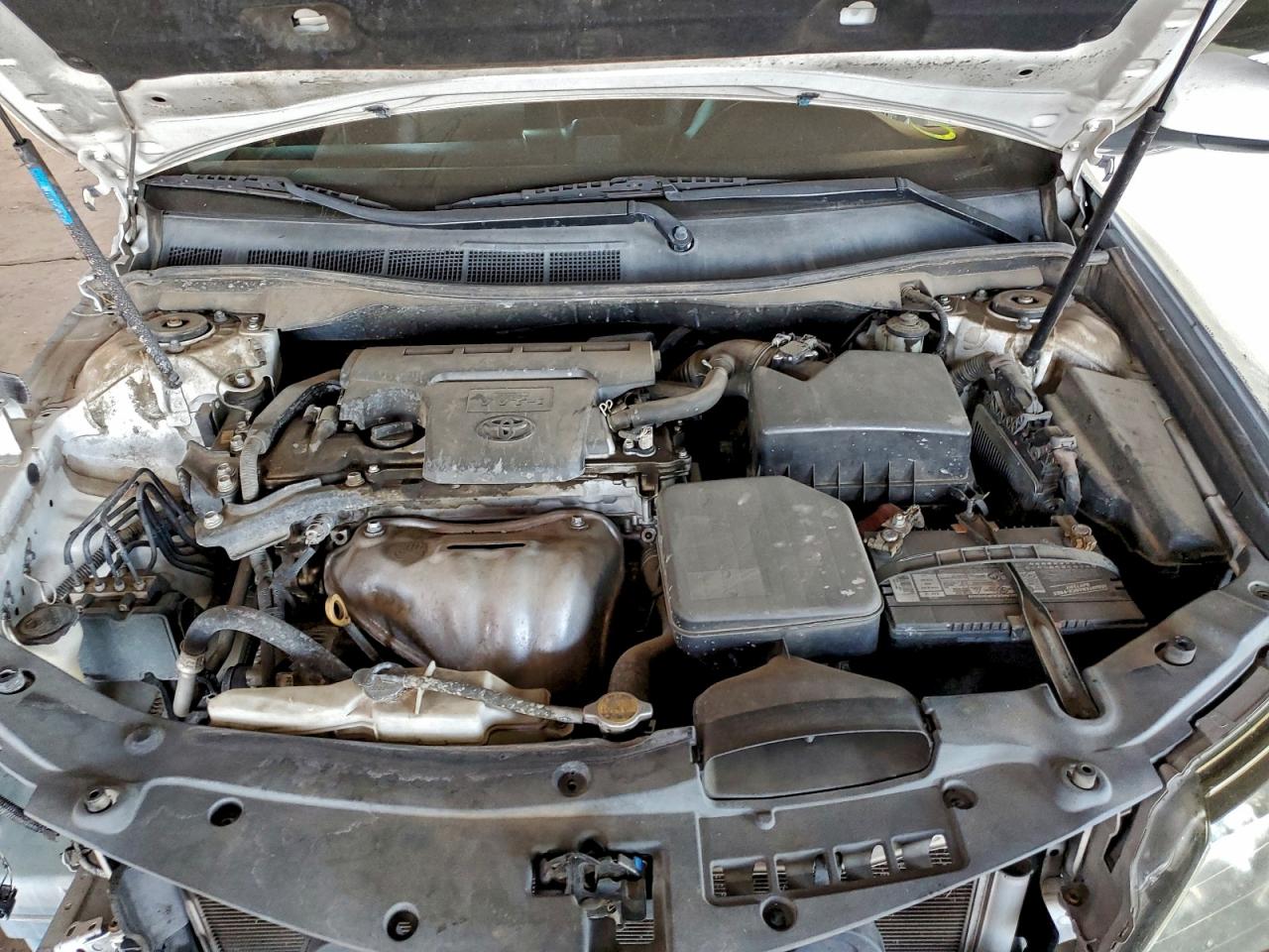 2012 TOYOTA CAMRY BASE photo 11