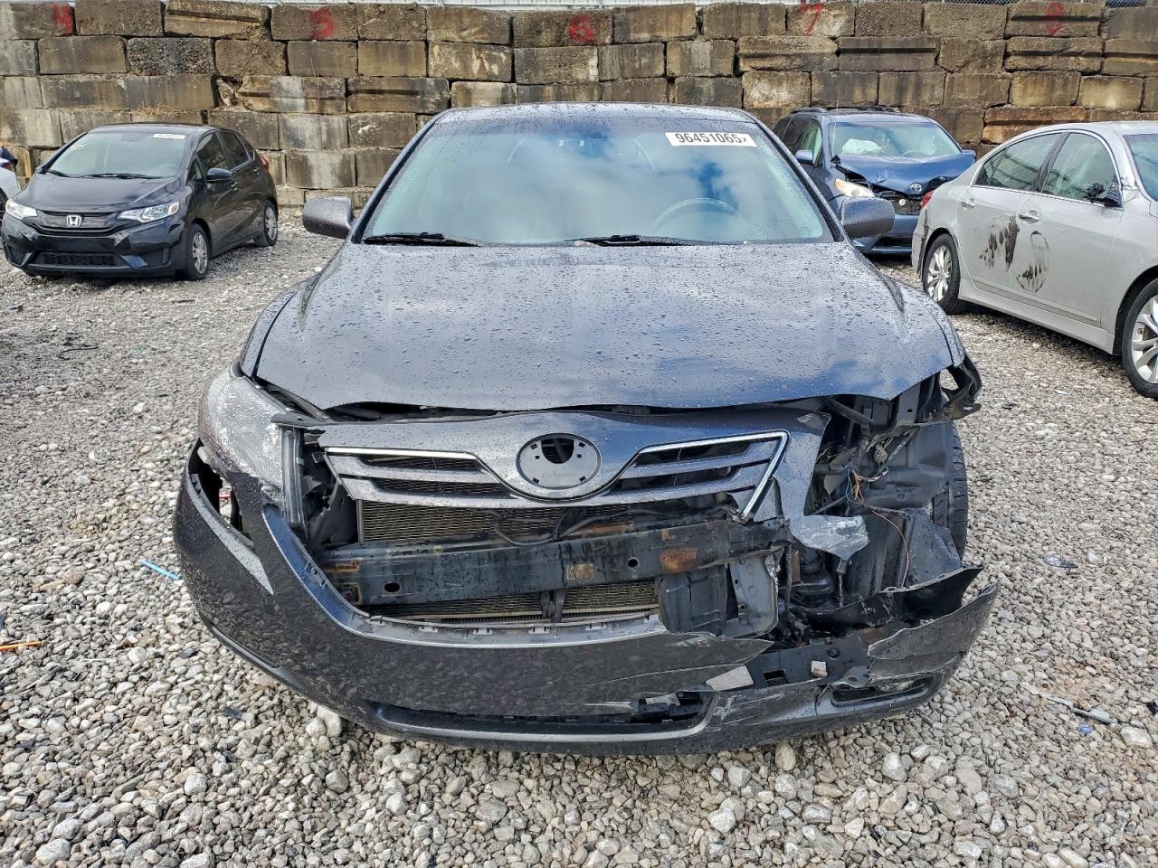 2009 TOYOTA CAMRY SE photo 5
