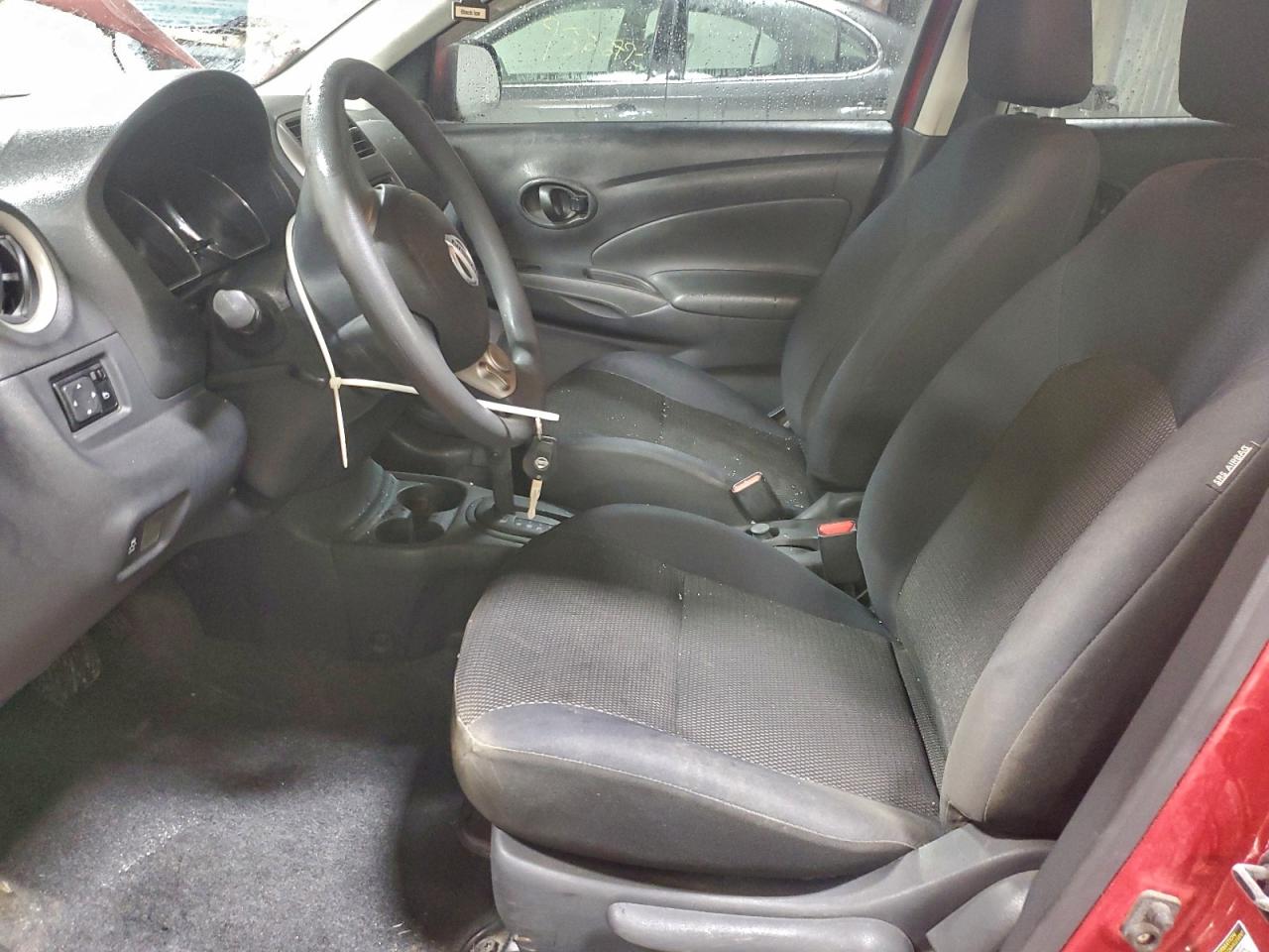 2012 NISSAN VERSA S photo 7