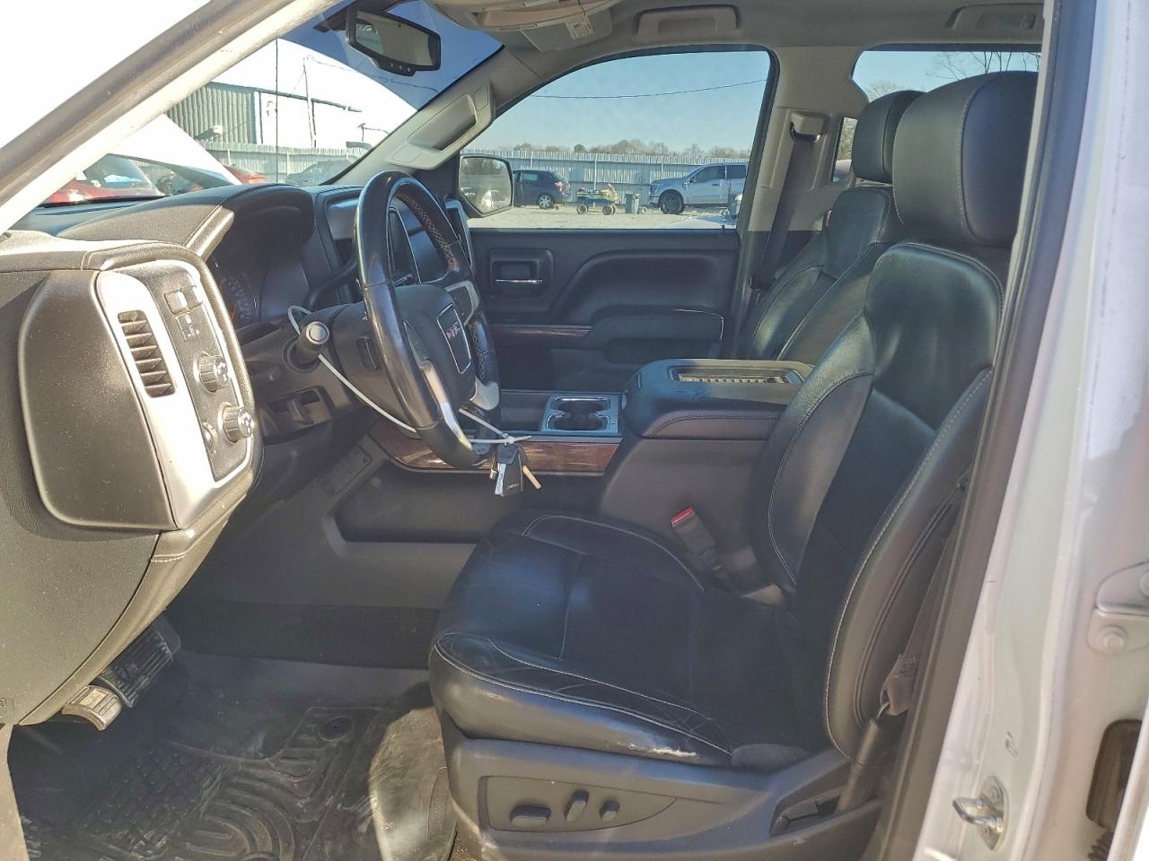 2017 GMC SIERRA K1500 SLT photo 7