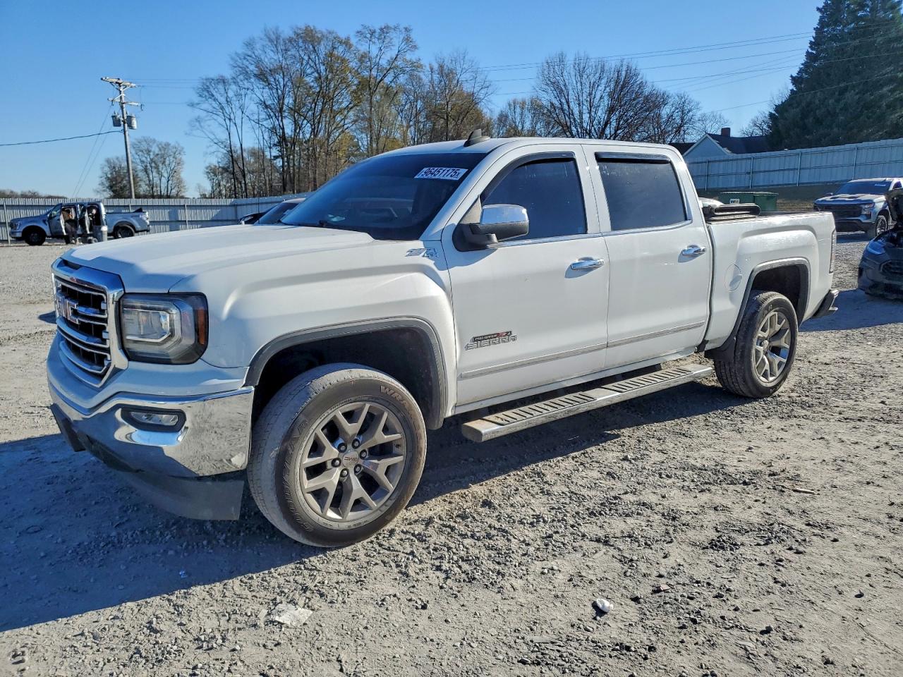 2017 GMC SIERRA