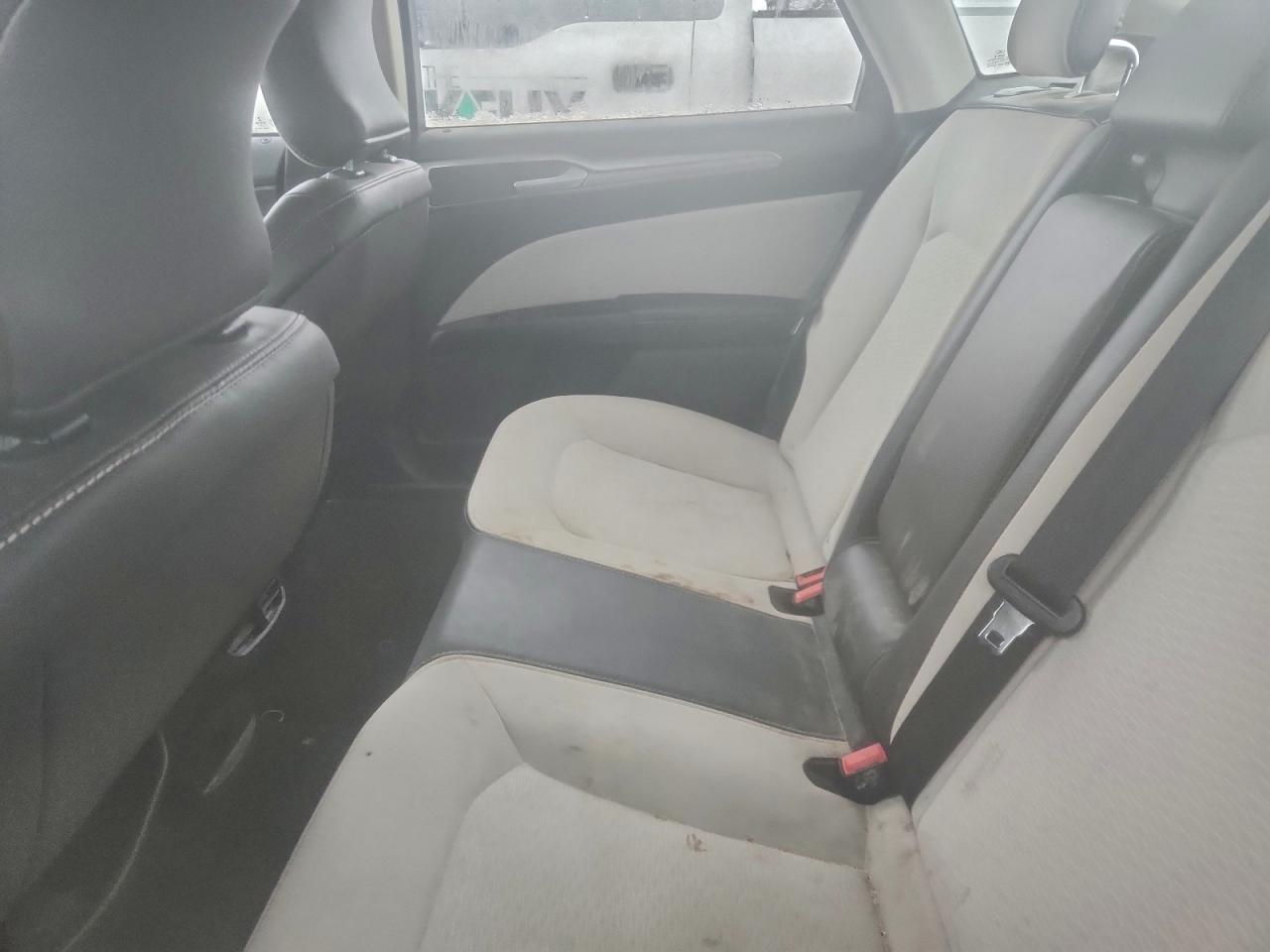 2019 FORD FUSION SE photo 10