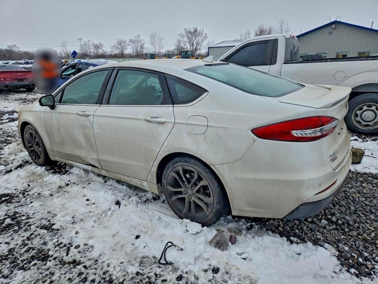 2019 FORD FUSION SE photo 2