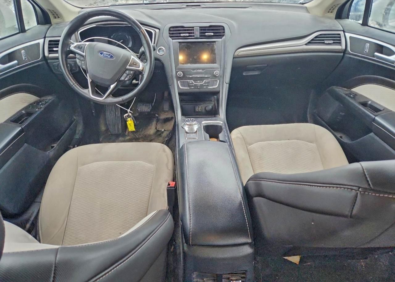2019 FORD FUSION SE photo 8