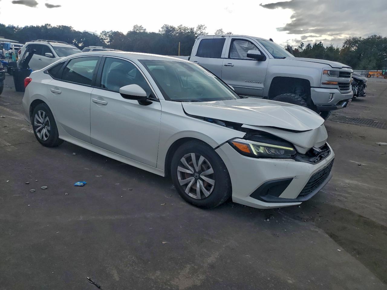 2022 HONDA CIVIC LX photo 4