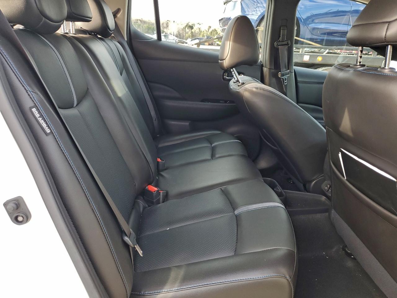 2022 NISSAN LEAF SL PLUS photo 10