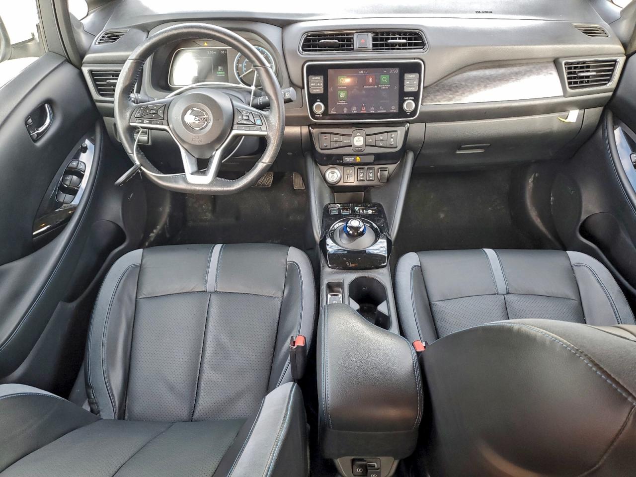 2022 NISSAN LEAF SL PLUS photo 8