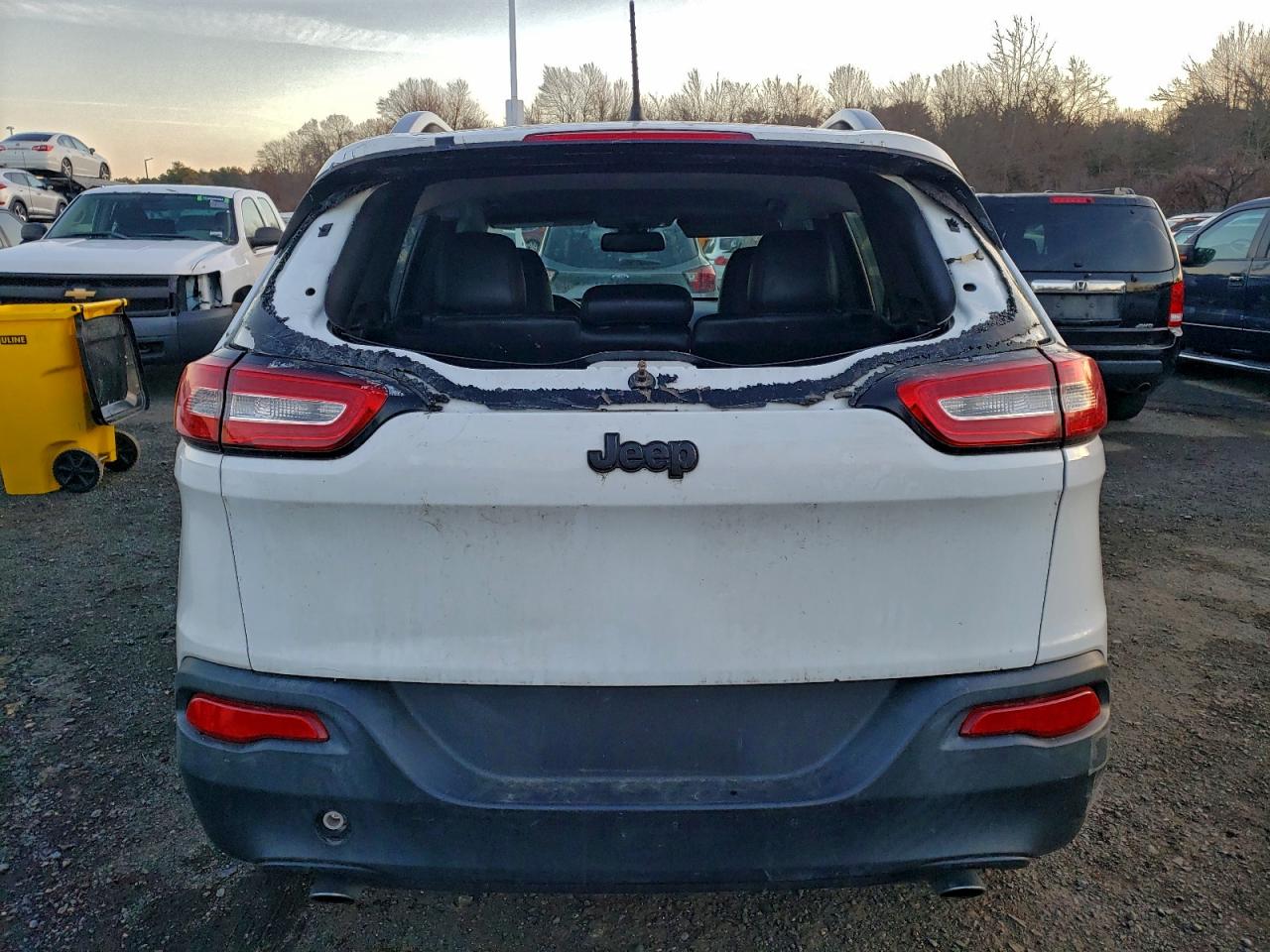 2014 JEEP CHEROKEE LATITUDE photo 6