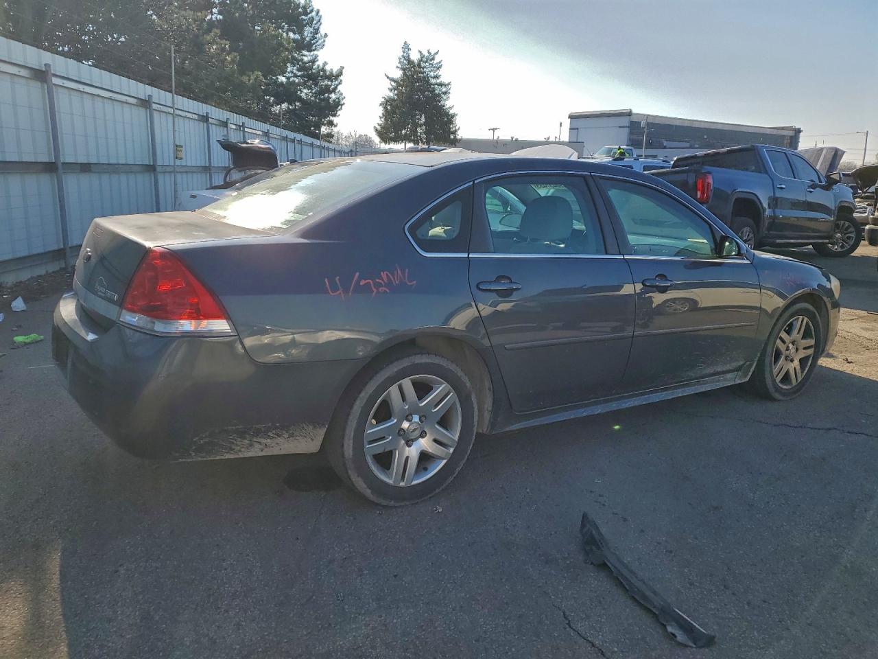 2011 CHEVROLET IMPALA LT photo 3
