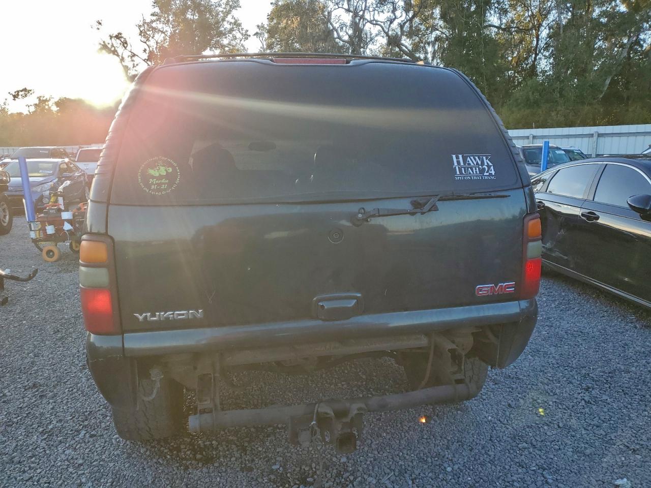 2003 GMC YUKON DENALI photo 6