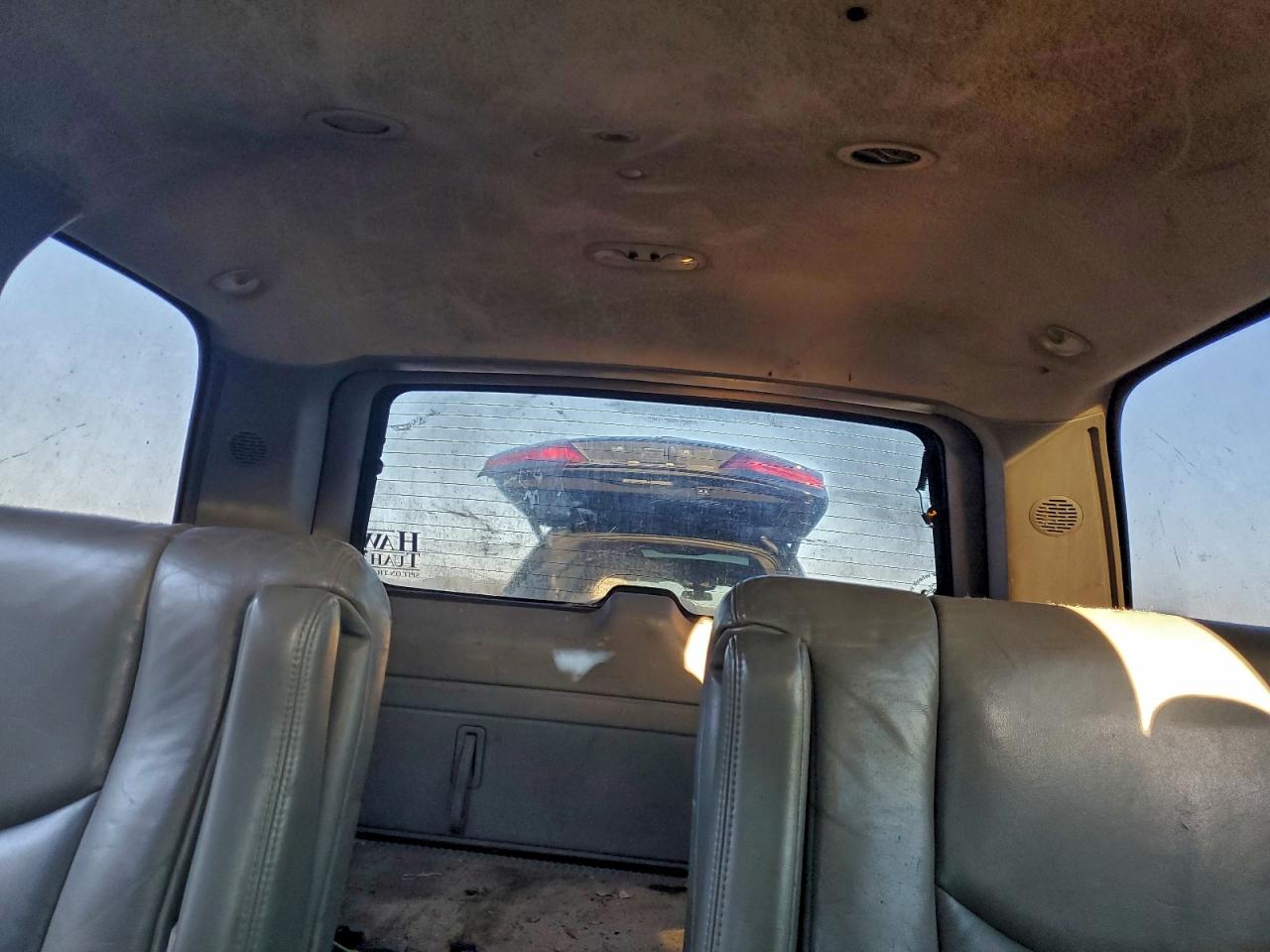 2003 GMC YUKON DENALI photo 10