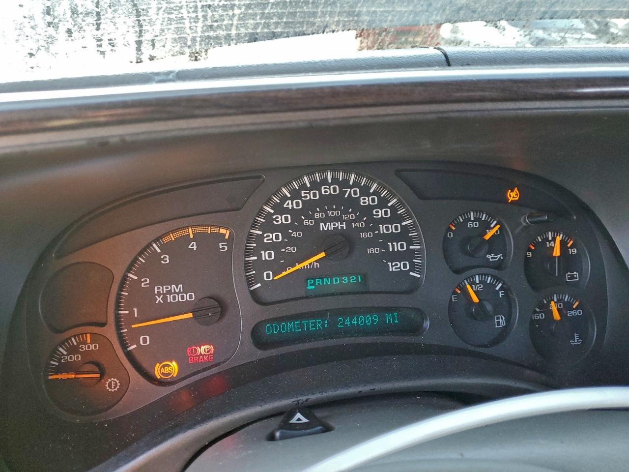 2003 GMC YUKON DENALI photo 9